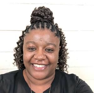 Meet your Posher, Temika